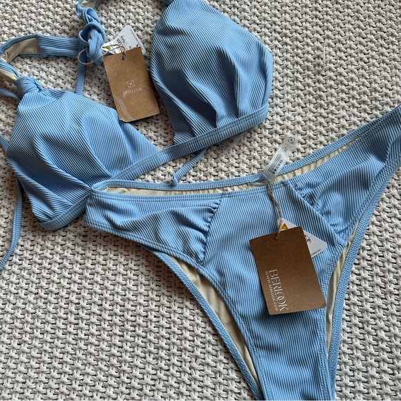 Berlook NEW Powder Blue V-Neck Knot Triangle Bikini Set Top Bottoms Women’s XL - Picture 2 of 12